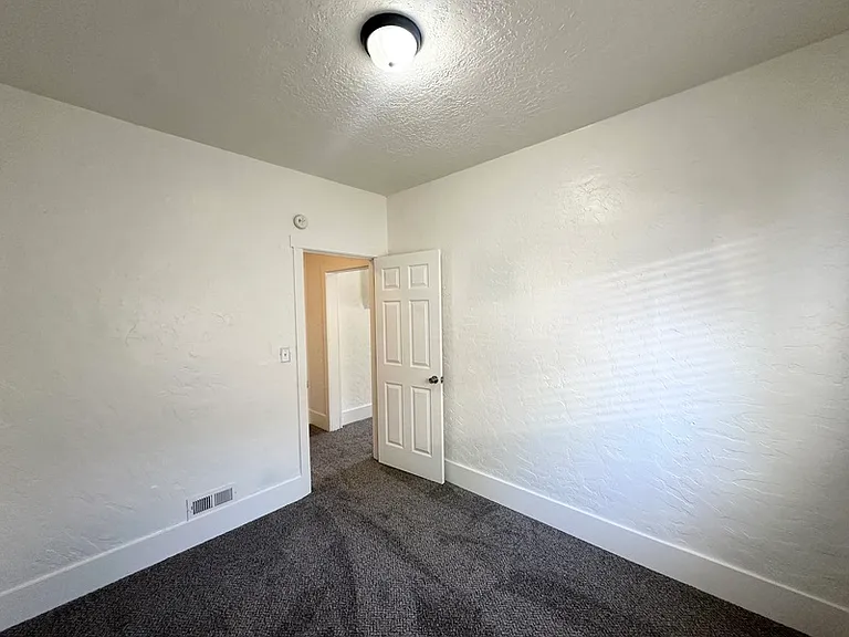 3062 Adams Ave — Photo 8