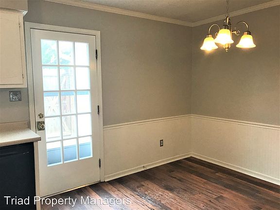 5th image of 4614 Lawndale Dr Unit D