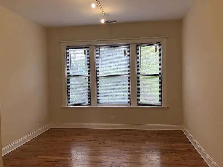 1301-1303 W Columbia Ave #3 — Photo 3