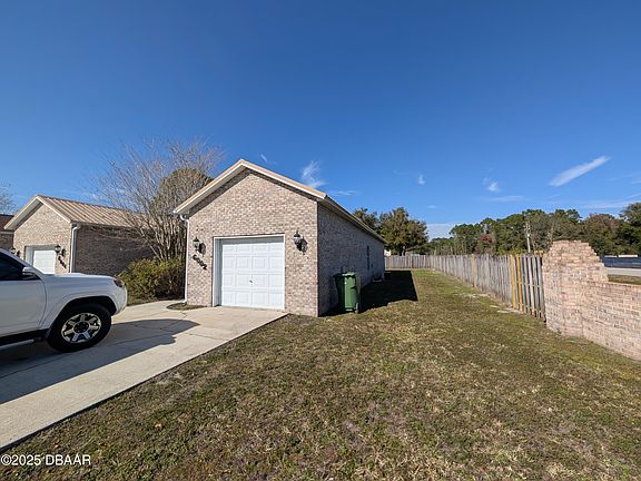 4th image of 6002 Brookehavens Ln