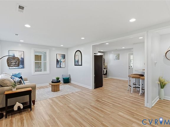 5th image of 5123 Robin Grey Ln