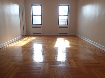 909 E 29th St APT 3E, Brooklyn, NY, 11210