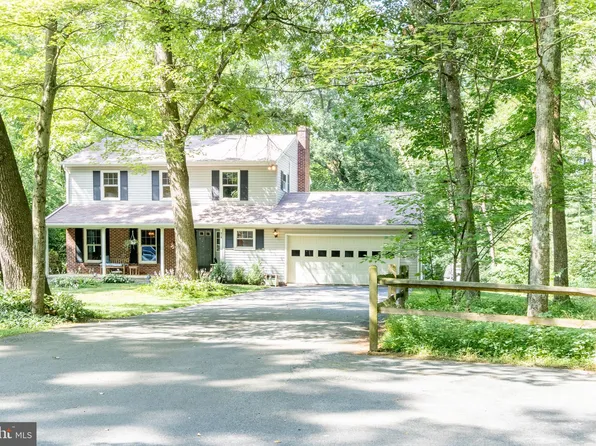 918 Fir Dr, State College, PA 16801