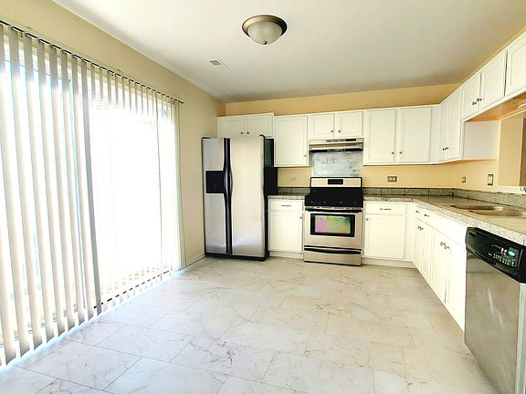 5th image of 913 S Darla Ct