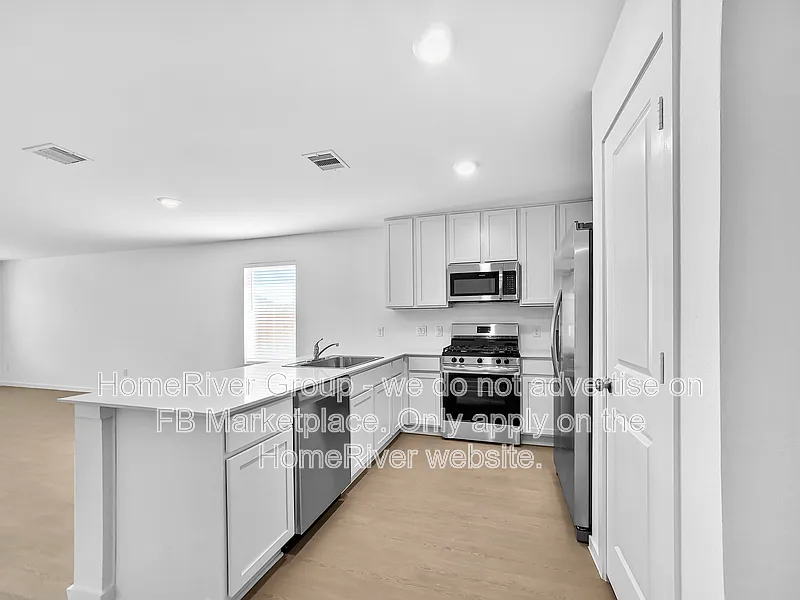 3 bed, 2.0 bath, 1522 sqft, $1,885 — Photo 3