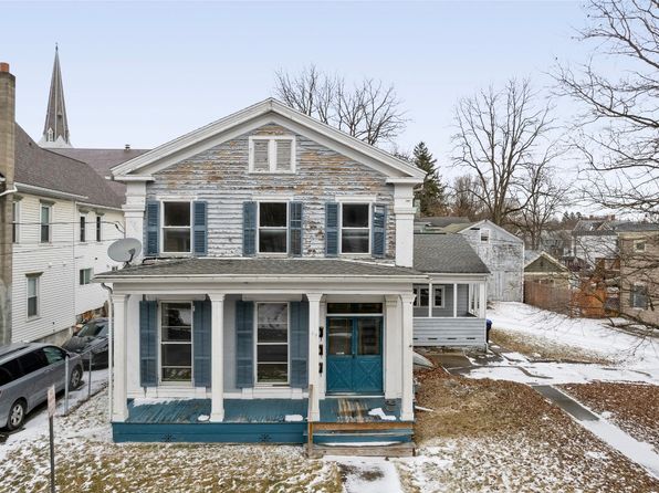 30 Paige St, Owego, NY 13827
