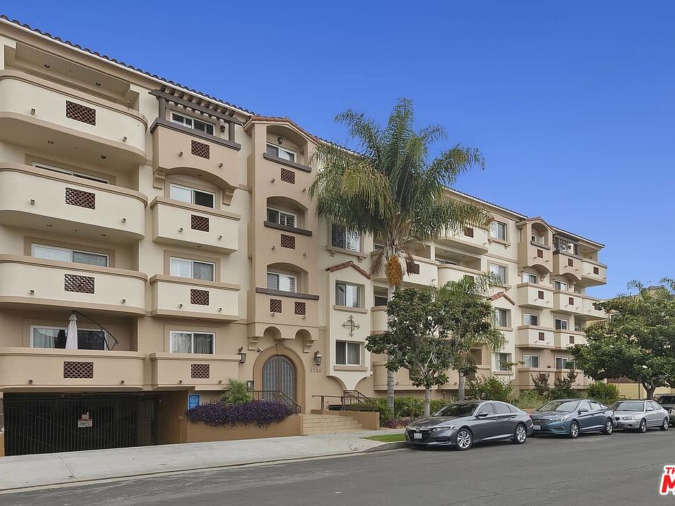 1st image of 1246 Armacost Ave APT 204