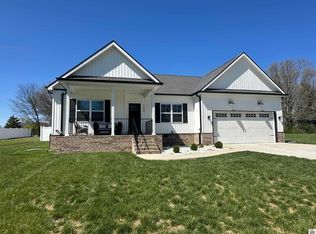 1404 Doran Rd S, Murray, KY 42071