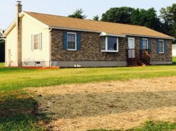 974 Schwartz Valley Rd, Schuylkill Haven, PA 17972