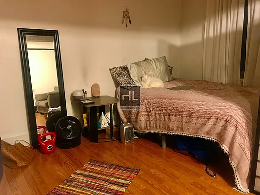 Rented by Highline Residential | media 4