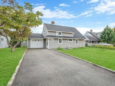 251 Blacksmith Road, Levittown, NY, 11756