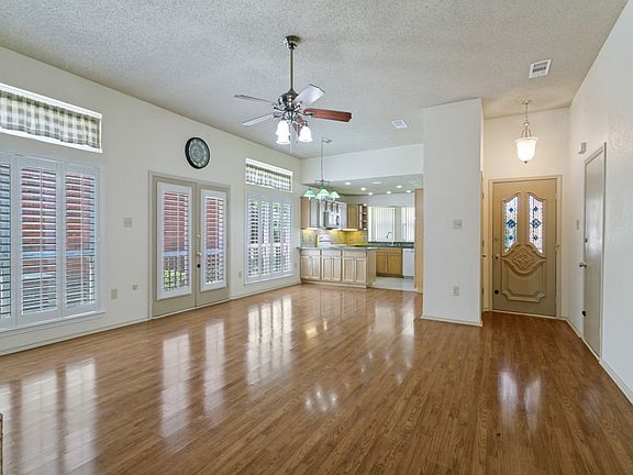 2nd image of 1515 Laguna Vista Way