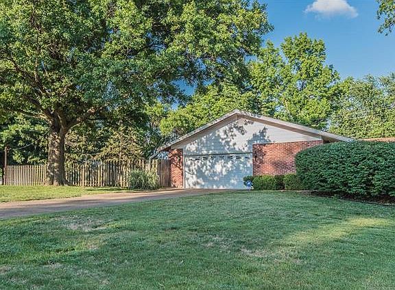 5th image of 3805 Fairway Dr