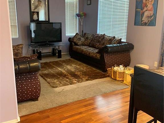 2nd image of 5354 Encino Springs Ave