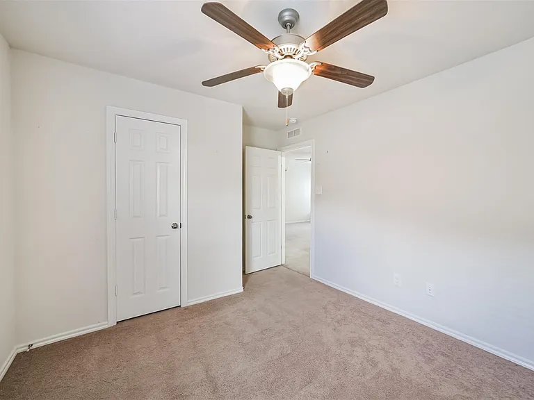 1609 Peach Dale Ct — Photo 26