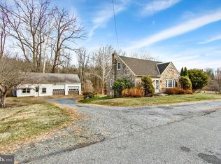 317 Oley Furnace Rd, Fleetwood, PA 19522