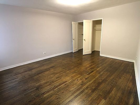 4th image of 2021 E 41st St APT 5H