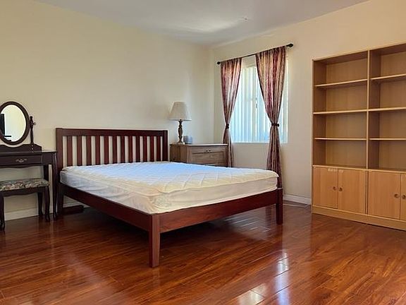 5th image of 1732 Mountain Terrace Ln