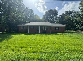 340 Lamb Dr, Piggott, AR 72454