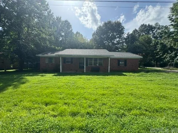 340 Lamb Dr, Piggott, AR 72454