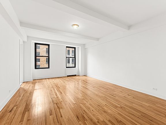 3rd image of 200 W 16th St APT 4H