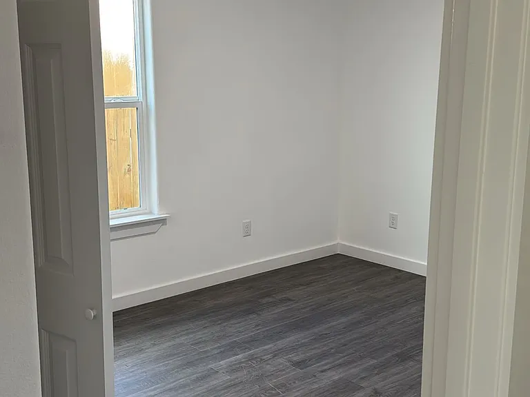 5719 Polly St #B — Photo 12