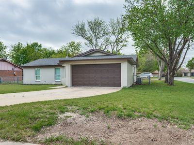 1600 Briar Run, Benbrook, TX, 76126