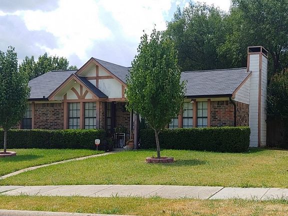 2nd image of 1309 Cedarcrest Dr