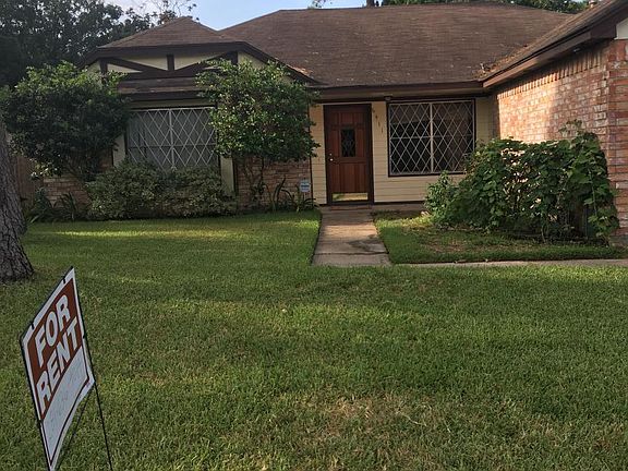 2nd image of 8411 Carmelwood Ln