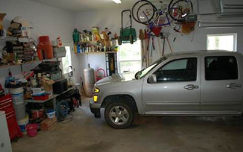 5th image of 131 Simpson Hill Dr
