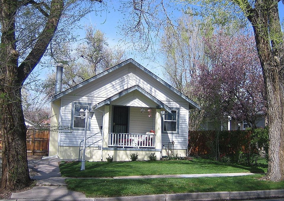 2433 Ames Street