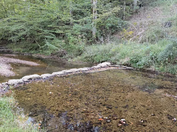 8755 Barren Fork Bridge Rd, Bon Aqua, TN 37025