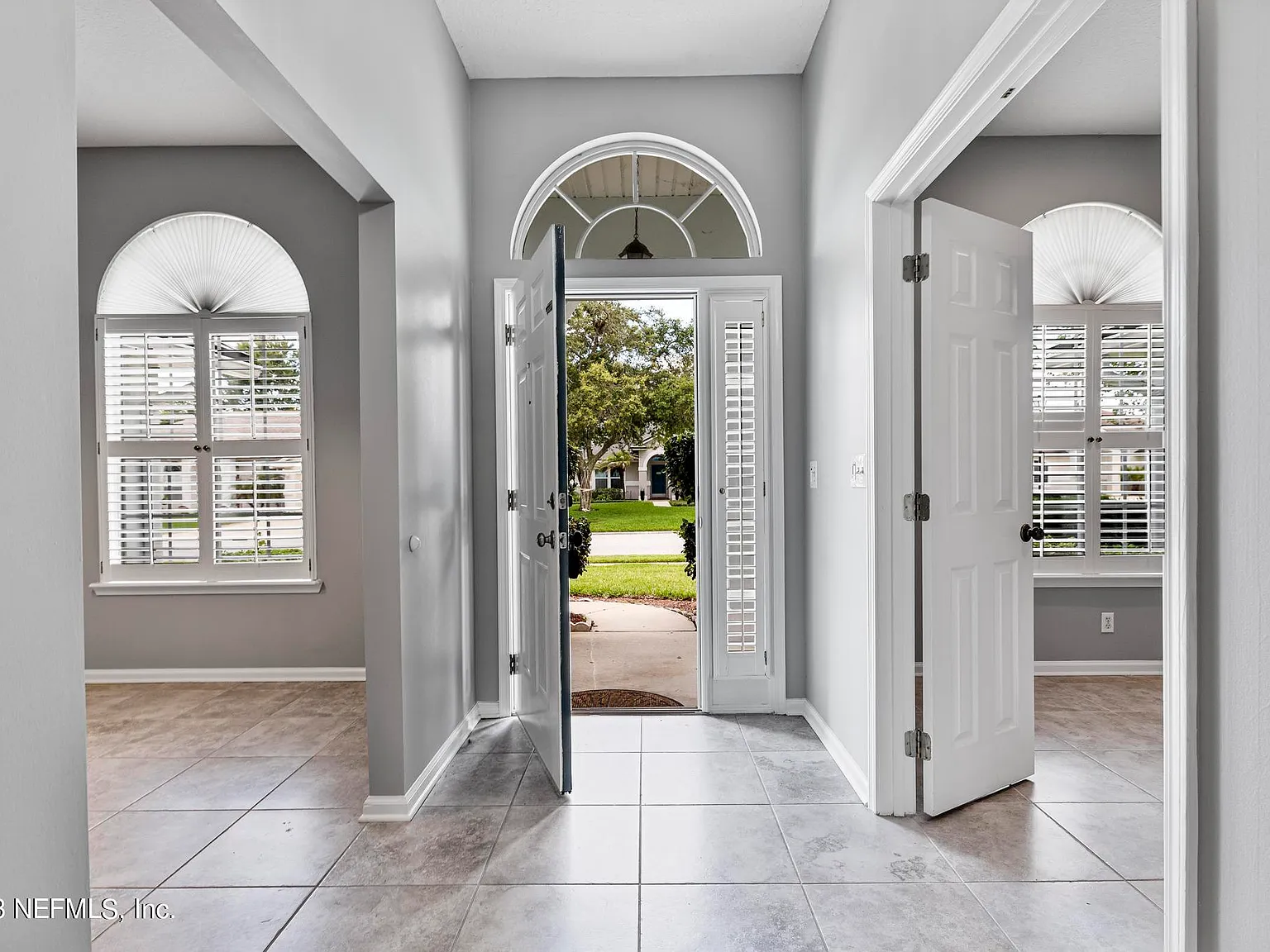 3 bed, 2.0 bath, 2060 sqft, $2,750 — Photo 3