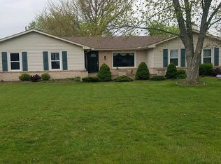 24117 W James Ridge Rd, Millbury, OH 43447