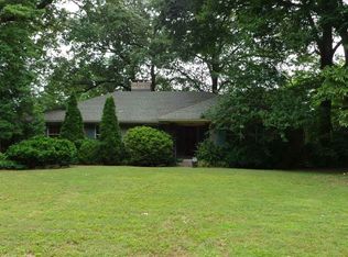 977 Fair Meadow Rd, Memphis, TN 38117