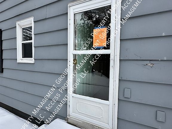 2nd image of 1614 Sylvan Ave SE