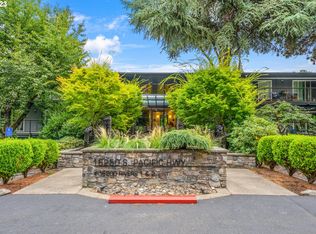16250 Pacific Hwy UNIT 46, Lake Oswego, OR 97034