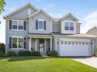 903 Marble Ct, Volo, IL 60073