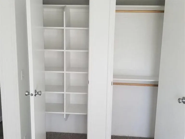1020 Linden St — Photo 9