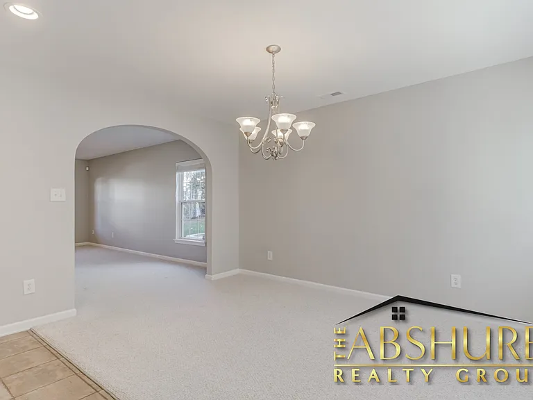 5223 Malik Dr — Photo 10