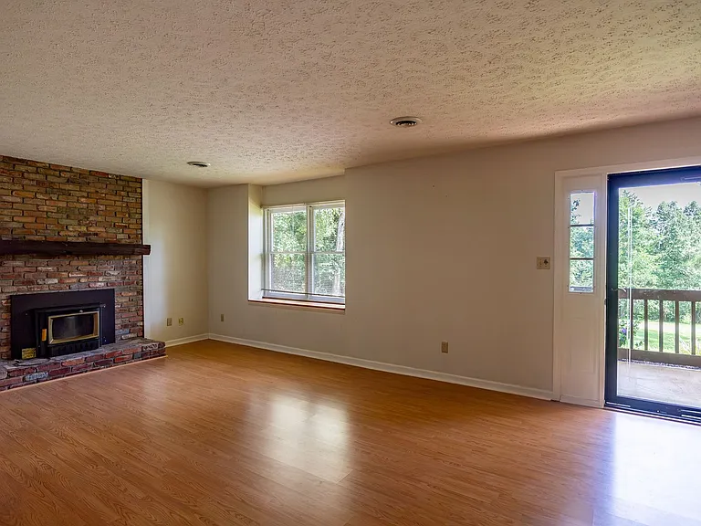 306 Boring Chapel Rd — Photo 10