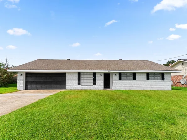 2907 Mary Ann Dr, Sulphur, LA 70663