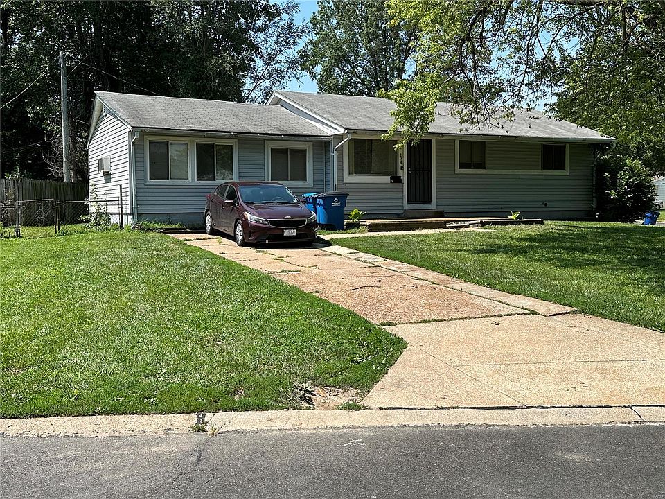 1st image of 134 Dundee Cir