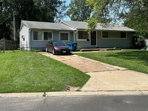 134 Dundee Cir, Saint Louis, MO 63137