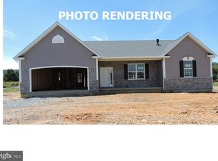 1034 River Crest Dr #17, Reading, PA 19605