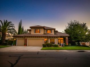 2414 Saint Andrews Dr, Rocklin, CA 95765