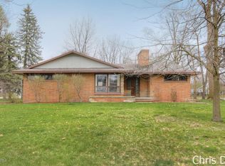 3694 Fitzhugh Ave NE, Grand Rapids, MI 49525