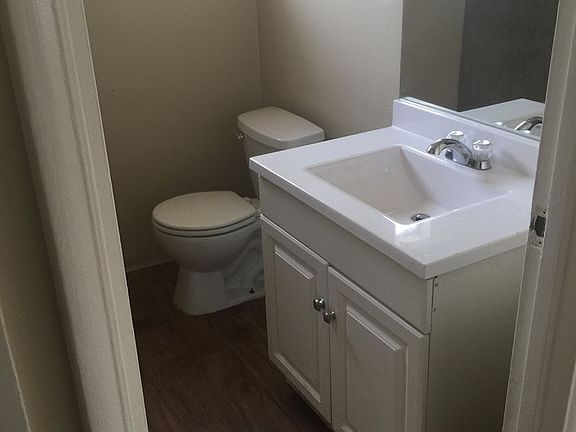 4th image of 728 Aster Ln APT D10