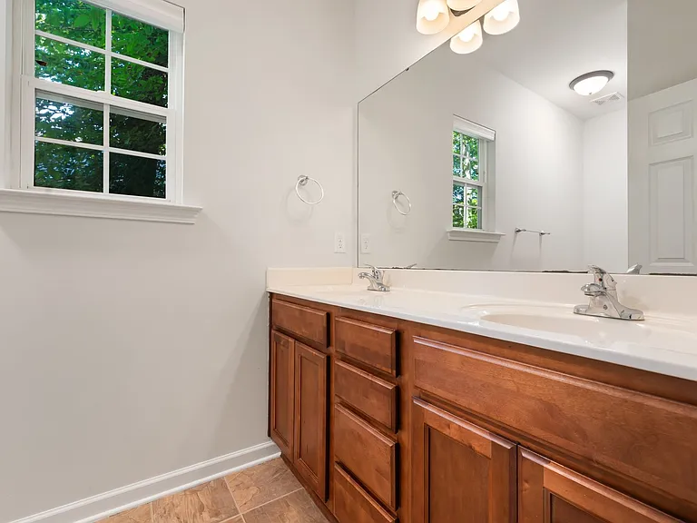 415 Aversboro Rd — Photo 10