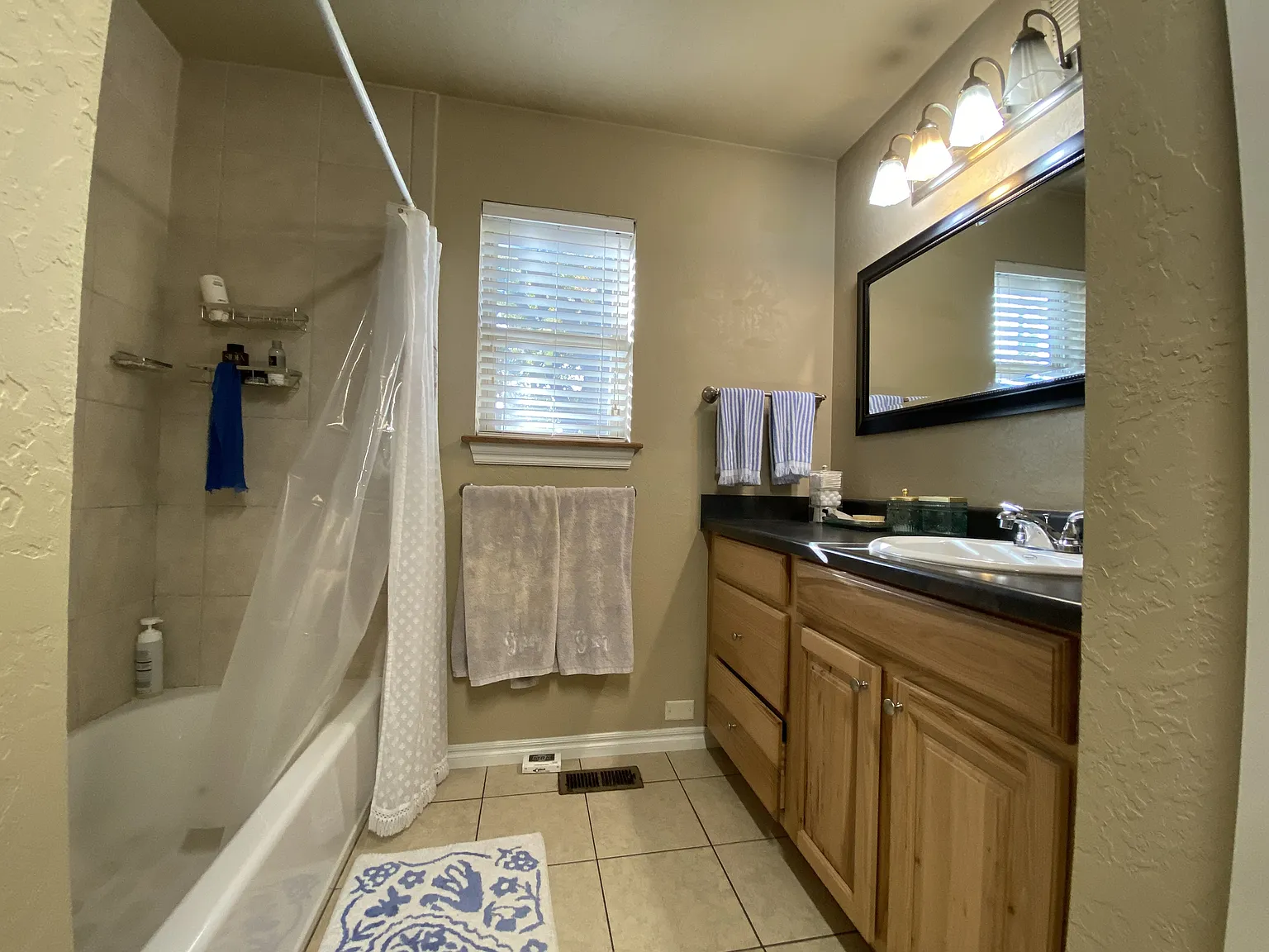 McCullough St - 210 - 1 (LC by 3rd Party) — Photo 4